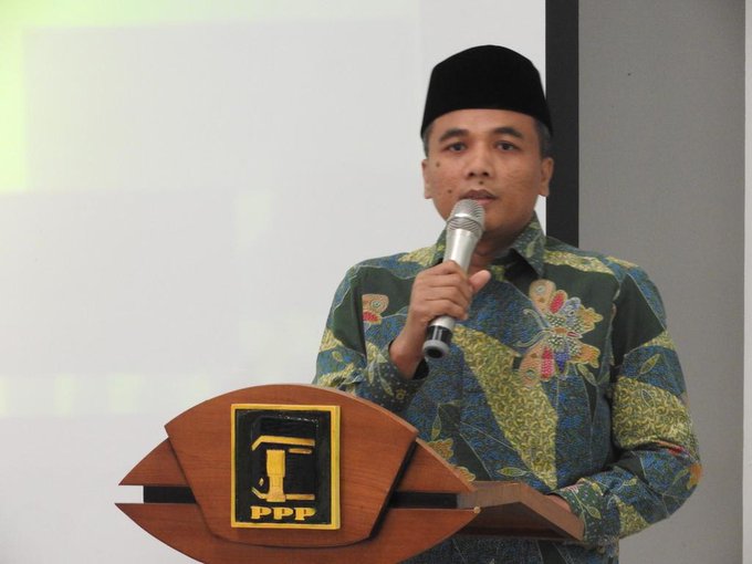 Sekretaris Jenderal Partai Persatuan Pembangunan (PPP), Arwani Thomafi menegaskan partainya menolak wacana menunda Pemilihan Umum 2024