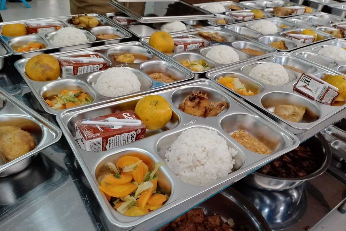 Salah satu menu makan bergizi gratis di sekolah.