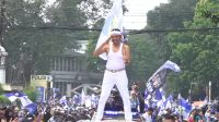 Gubernur Jawa Barat Dedi Mulyadi saat mengikuti pawai kemenangan Persib beberapa waktu lalu (Foto Rubrika) Gubernur Jawa Barat Dedi Mulyadi saat mengikuti pawai kemenangan Persib beberapa waktu lalu (Foto Rubrika)